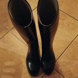 Horse riding boots